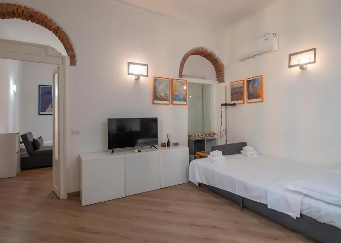 Luxury In Isola - De Castillia 20 아파트 *