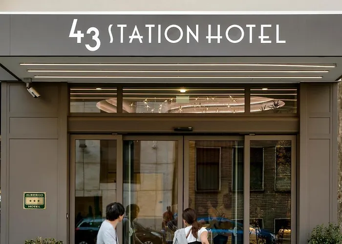 43 Station Hotel