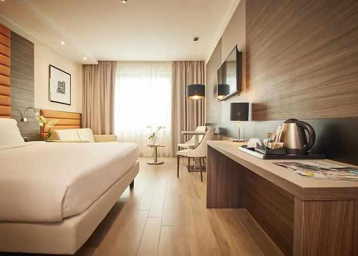 Ih Lorenteggio 호텔 4*