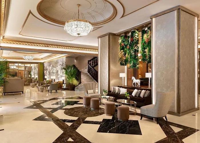 The Westin Palace, מלון