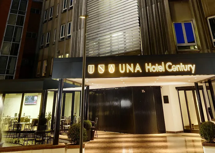 Century Hotell 4*