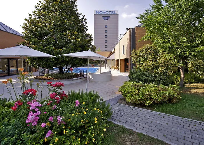 Novotel Linate Aeroporto Otel 4*