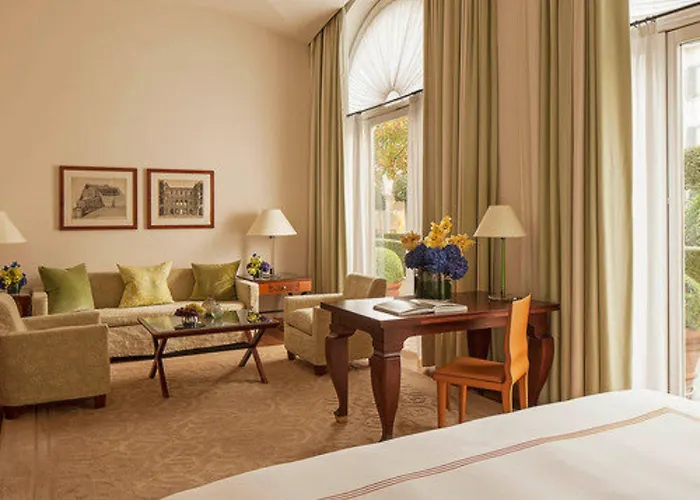 Hotel Four Seasons 5*