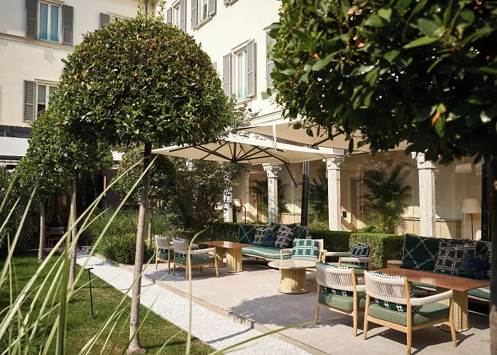 Four Seasons Hotel 5*