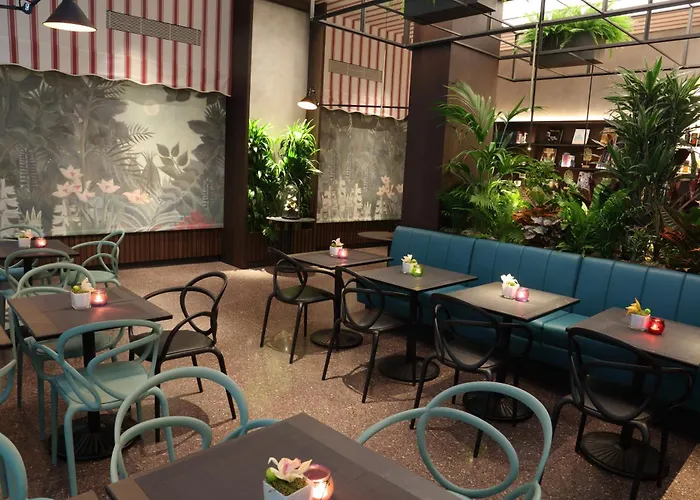 米兰桑皮酒店 4* 米兰