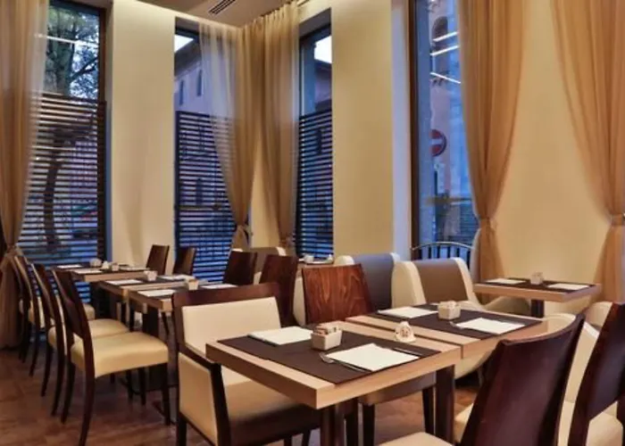 Western Madison 4* Milano