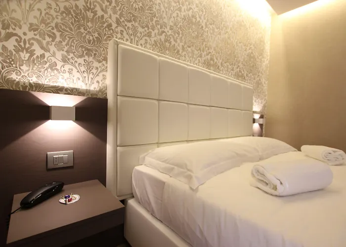 Mokinba Baviera Hotel Milán