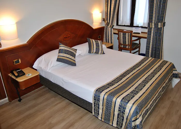 Mokinba Baviera Hotel