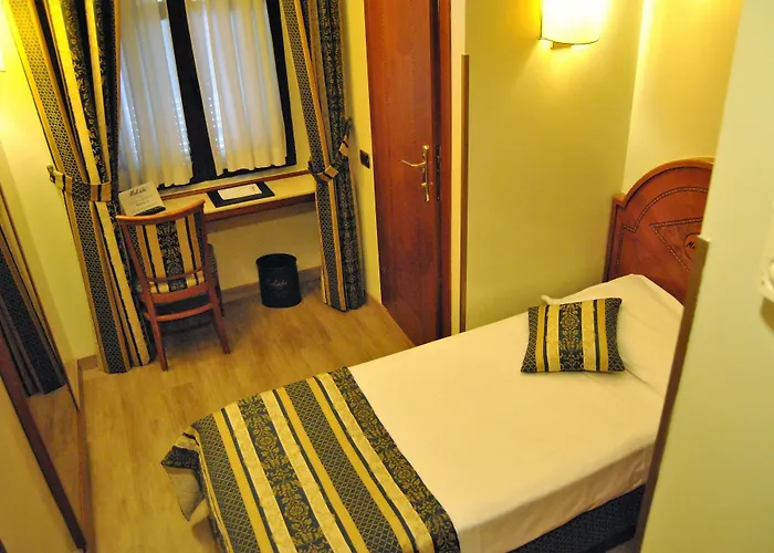 Hotel Mokinba Baviera Milán
