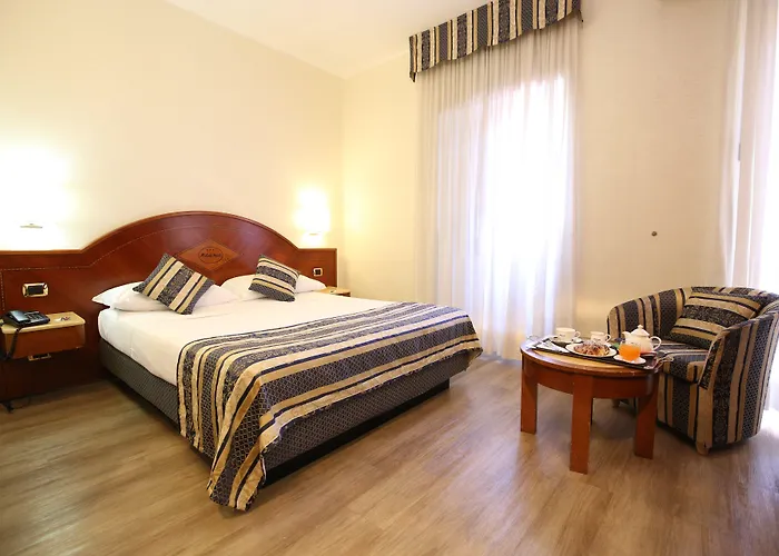 Hotel Mokinba Baviera Milán