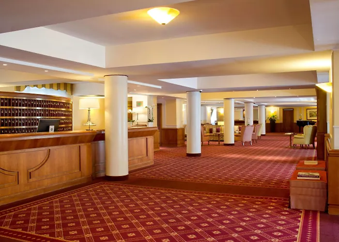 Starhotels Business Palace 4*