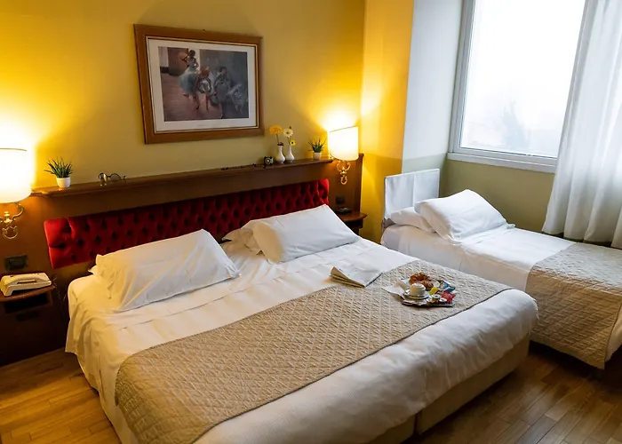 Alga Hotel Milán