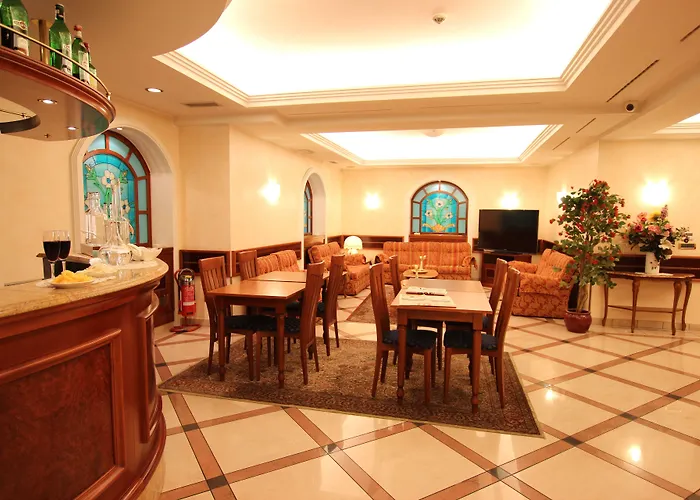 فندق موكينبا مونتيبانكو 4*