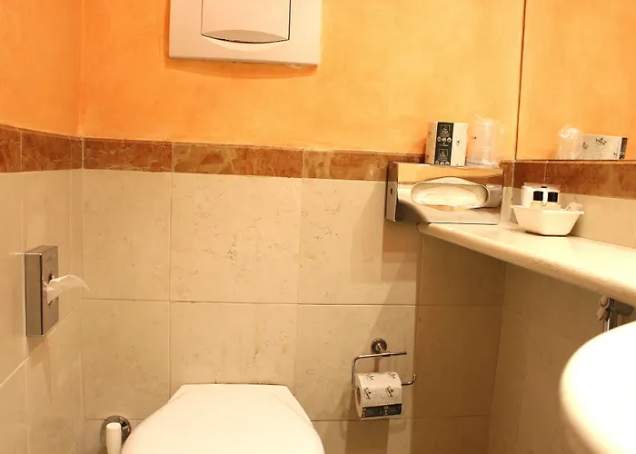 فندق كلَب 3*