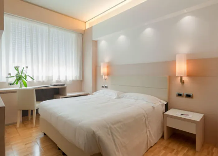 Ariston 4* מילאנו