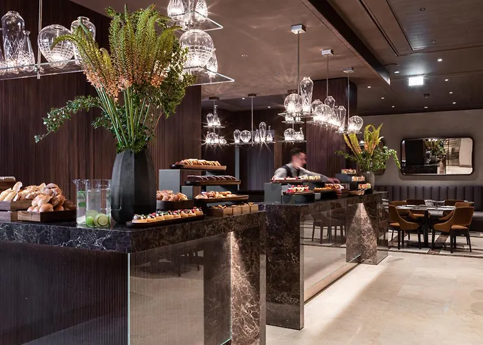 Cristoforo Colombo - Preferred & ميلان