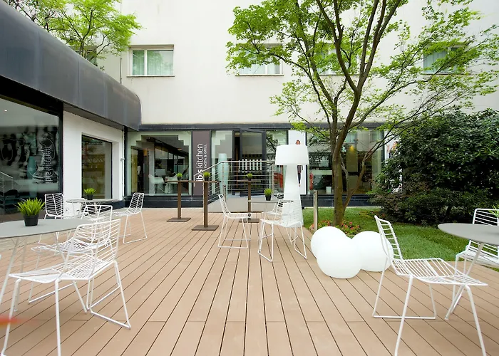 Ibis Centro Hotel Milan