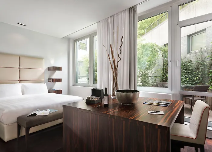 Sina The Gray Hotel 5*