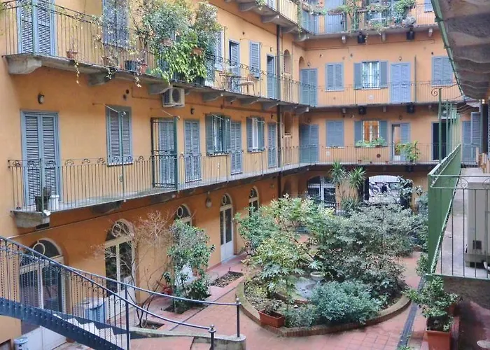 酒店 Jr Bocconi 4*