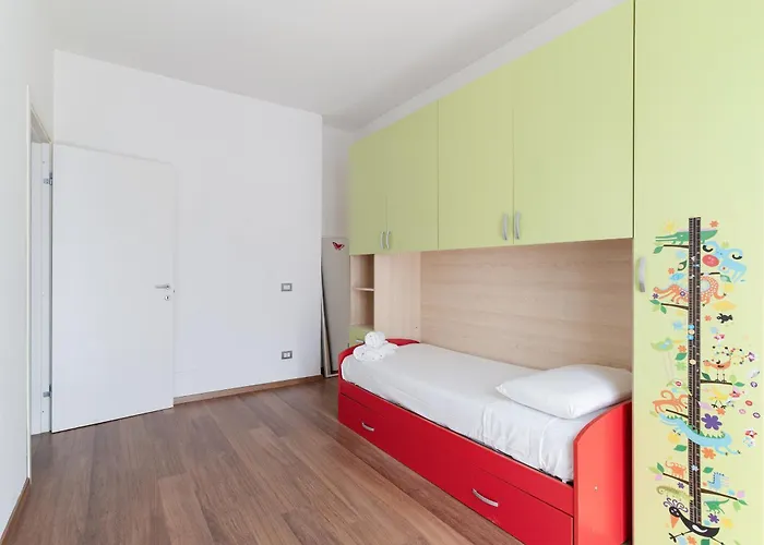Guesthost - Gorla Modern * Milano