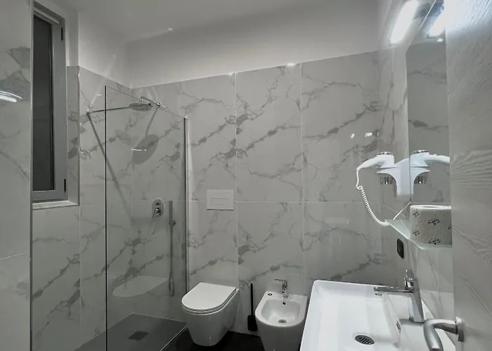 Sara Ξενοδοχείο Μιλάνο