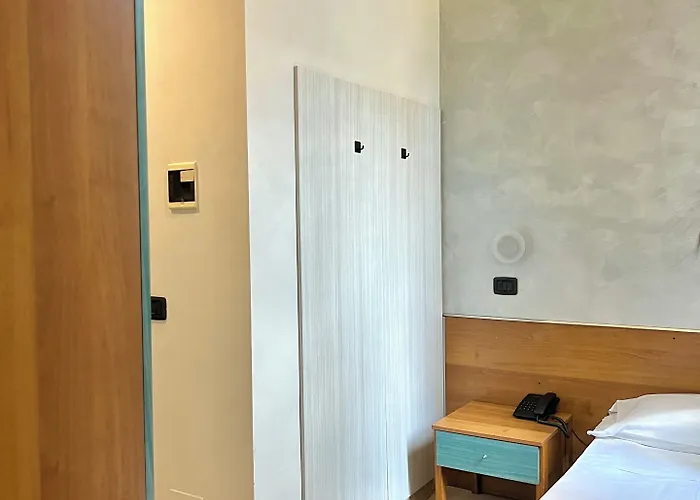 Sara 2* Μιλάνο