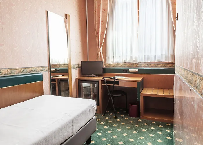 Des Etrangers Otel Milano
