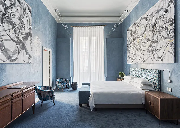 Hotel Galleria Vik - Townhouse Galleria - Small Luxury Of The World