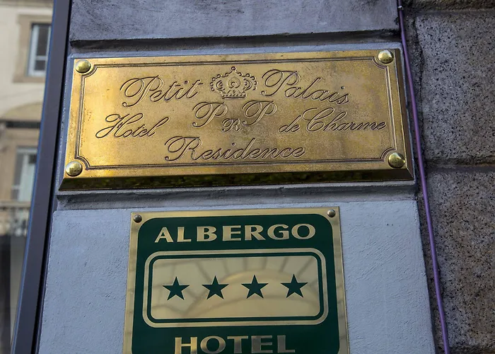 Petit Palais De Charme Hotel 4*
