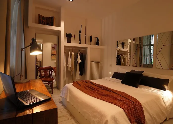 Isola Libera 4* Milano