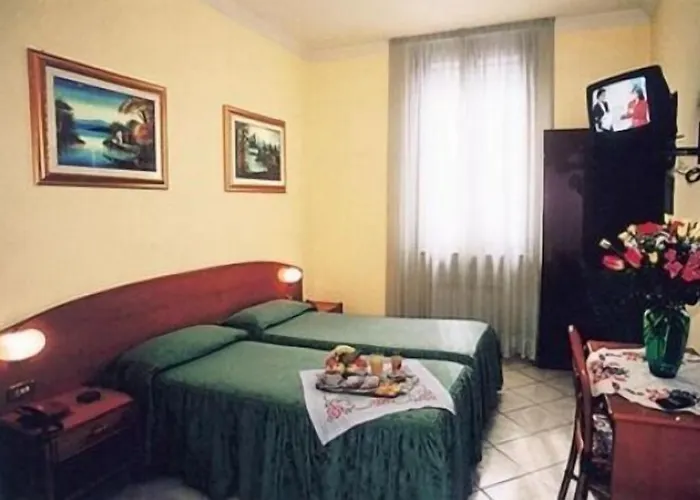 Hotel La Caravella 2*