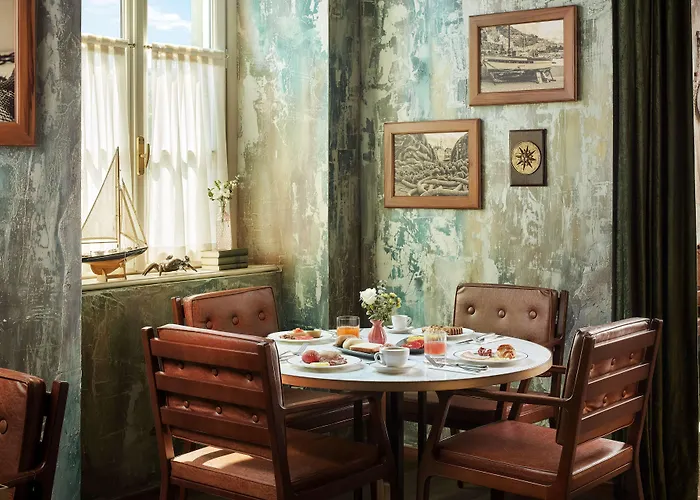 호텔 Avani Palazzo Moscova 4*