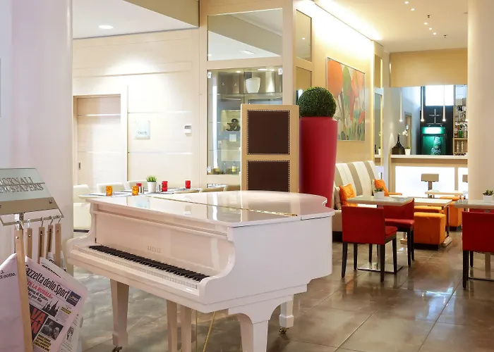 Hotel Ramada Plaza By Wyndham 4*