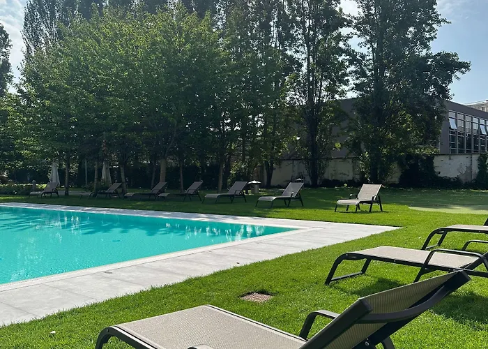 Hotel Ramada Plaza By Wyndham 4*