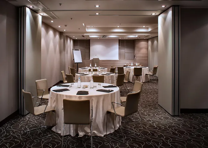 Uptown Palace Отель 4*