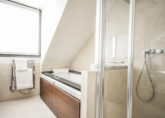 Allegroitalia San Pietro All'orto 6 Aparthotel 4*