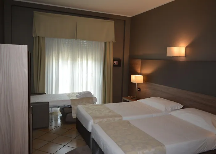 فندق صن فلاور ميلان