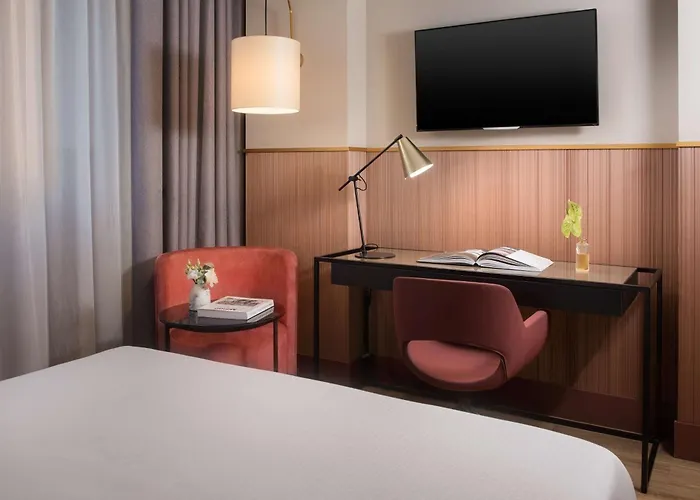 Nh Collection Touring Hotel