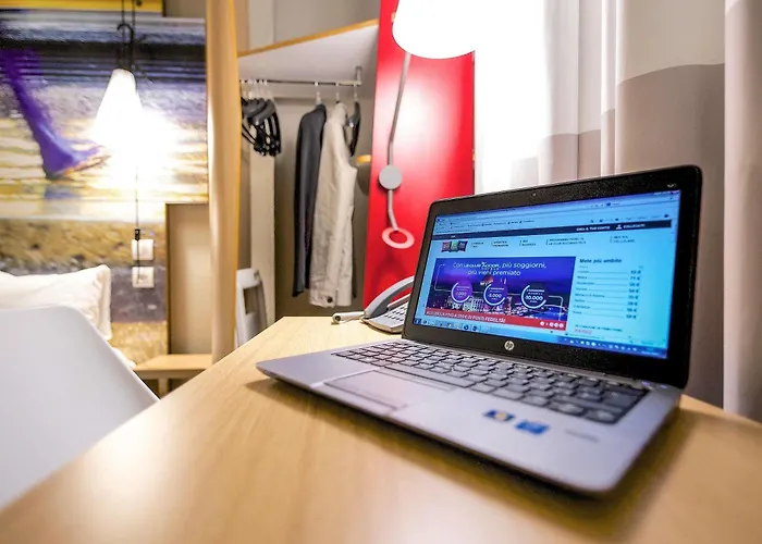 Ibis Centro Hotel Milan