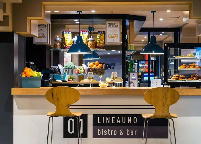 Ibis Centro Hotel 3*