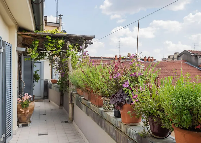 Retreats Apartament *