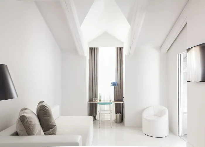 Hotel Senato 4*