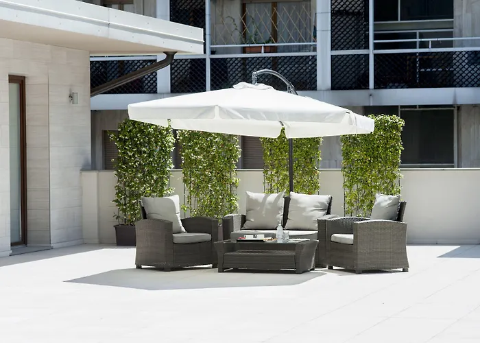 & Urban Padel Aparthotel 4*