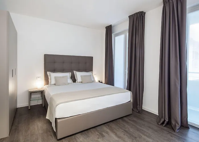 & Urban Padel Aparthotel