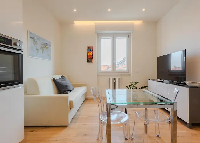 Easytopstay - Naviglio White Bliss Apartment