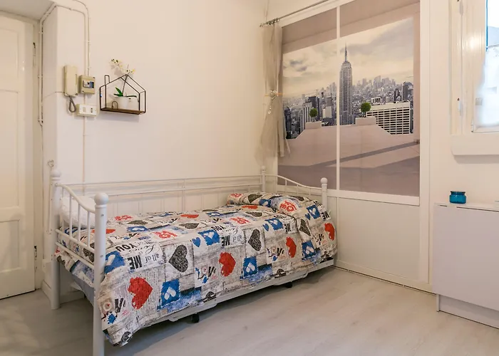 Commenda White * Milano