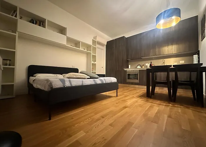 Casa Varesina Daire *