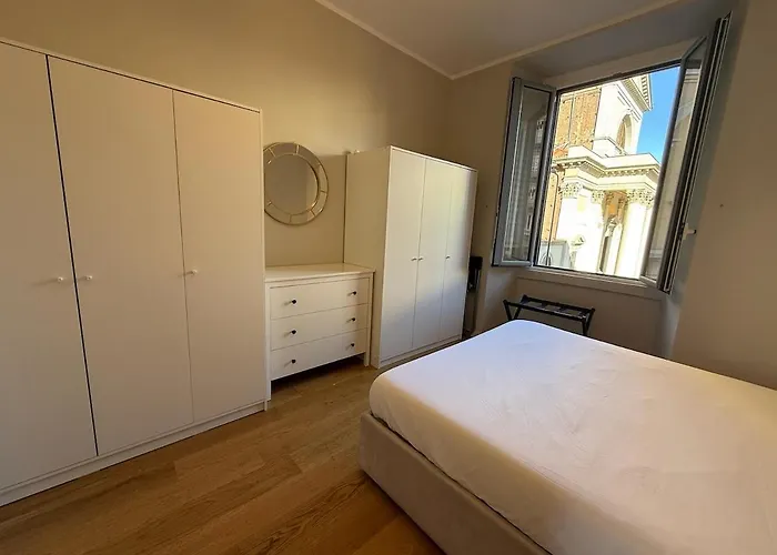 Modern Flat Near Fondazione Prada Feriehus Milano