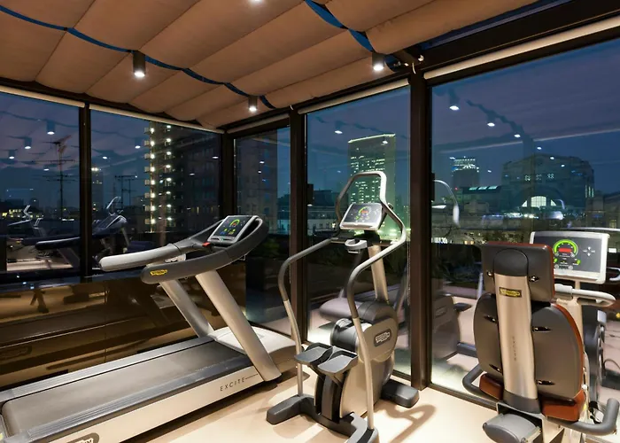 Szálloda Starhotels Echo 4*