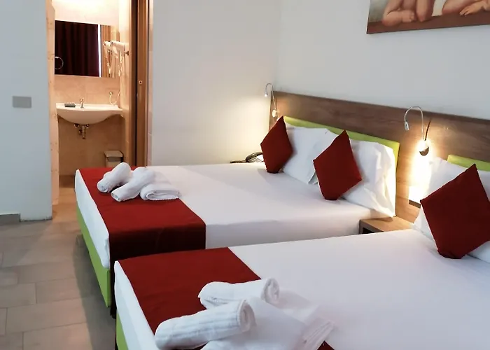 ホテル Stradivari